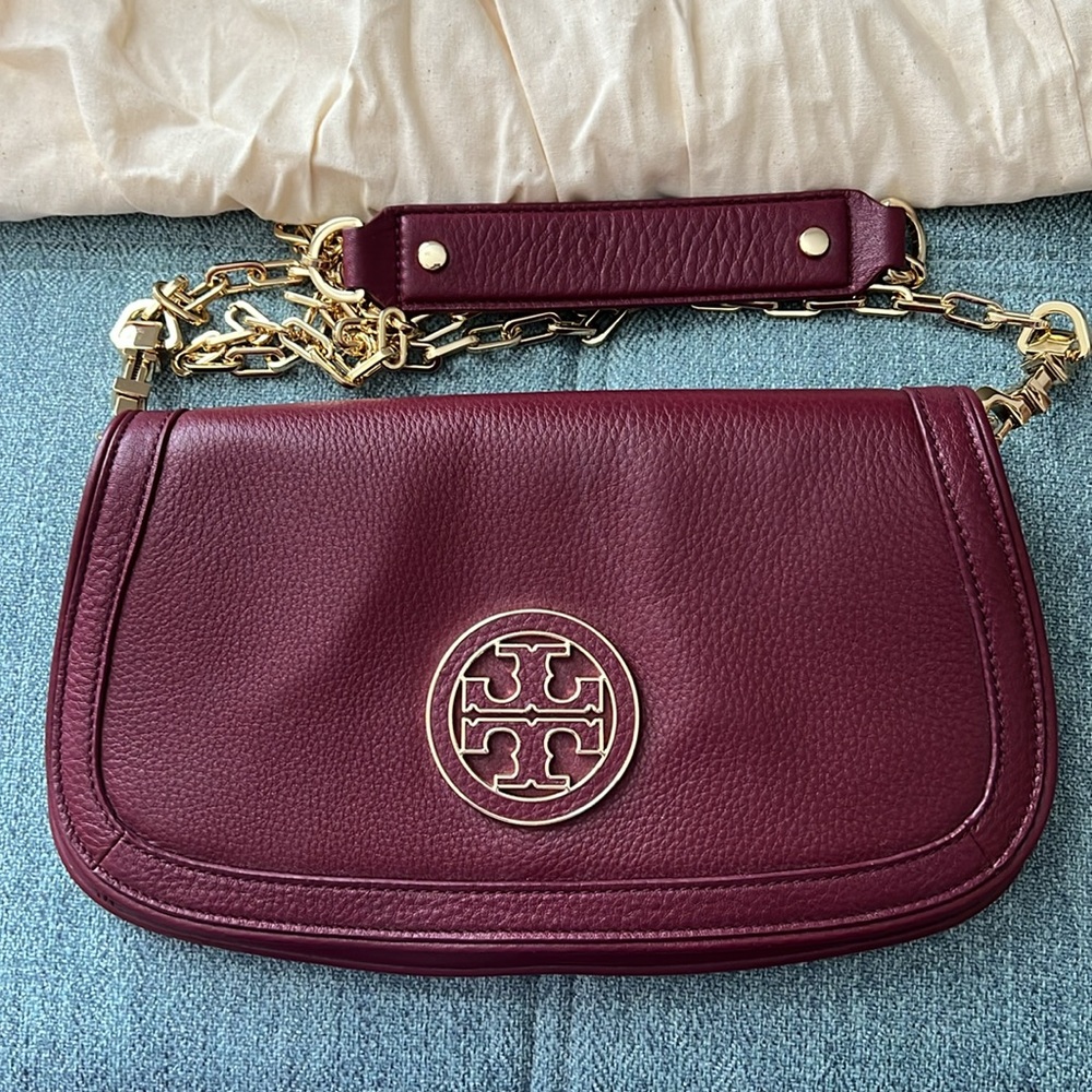 Tory Burch Bag in burgundy leather